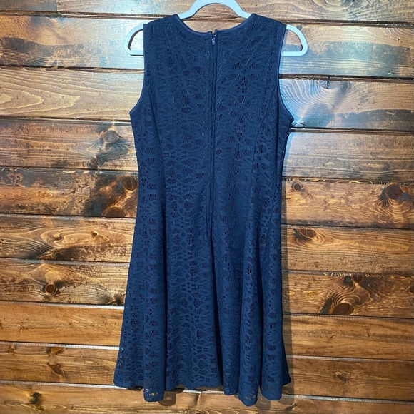 Tiana B. Sleeveless Pleated Lace A Line Navy Blue Mini Dress Women's Size 10 - Picture 16 of 16